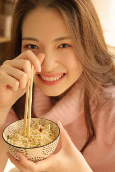 五十岚彩衣
